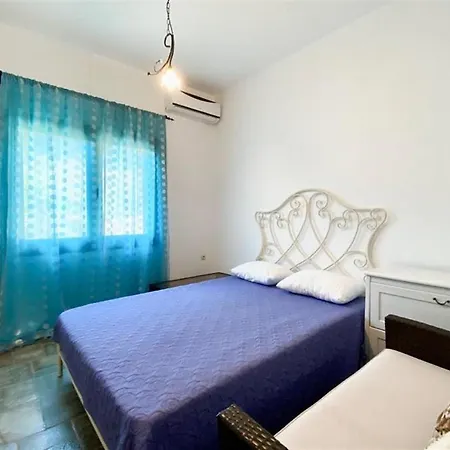 Oxana House On The