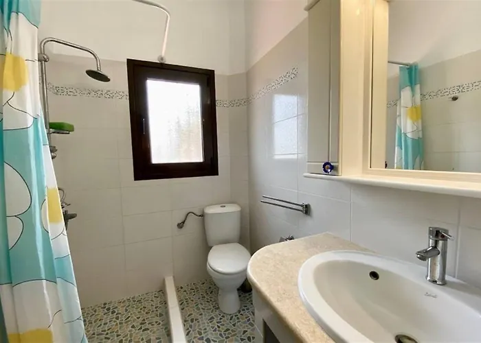 Oxana House St Nikolaos - 3 Bedrooms 8 Guests Villa *