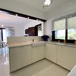 Oxana House St Nikolaos - 3 Bedrooms 8 Guests Vila