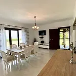 Oxana House St Nikolaos - 3 Bedrooms 8 Guests Ágios Nikólaos