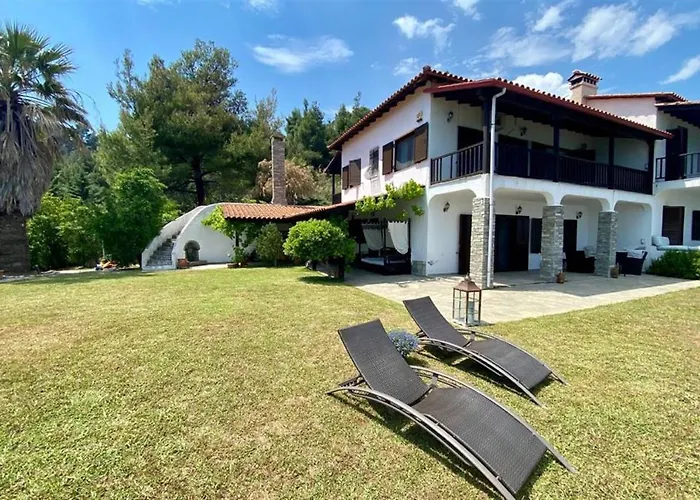Oxana House St Nikolaos - 3 Bedrooms 8 Guests